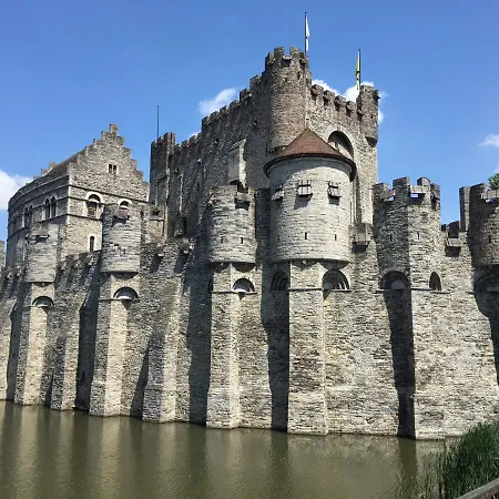 Petit Prince, 2* Ghent
